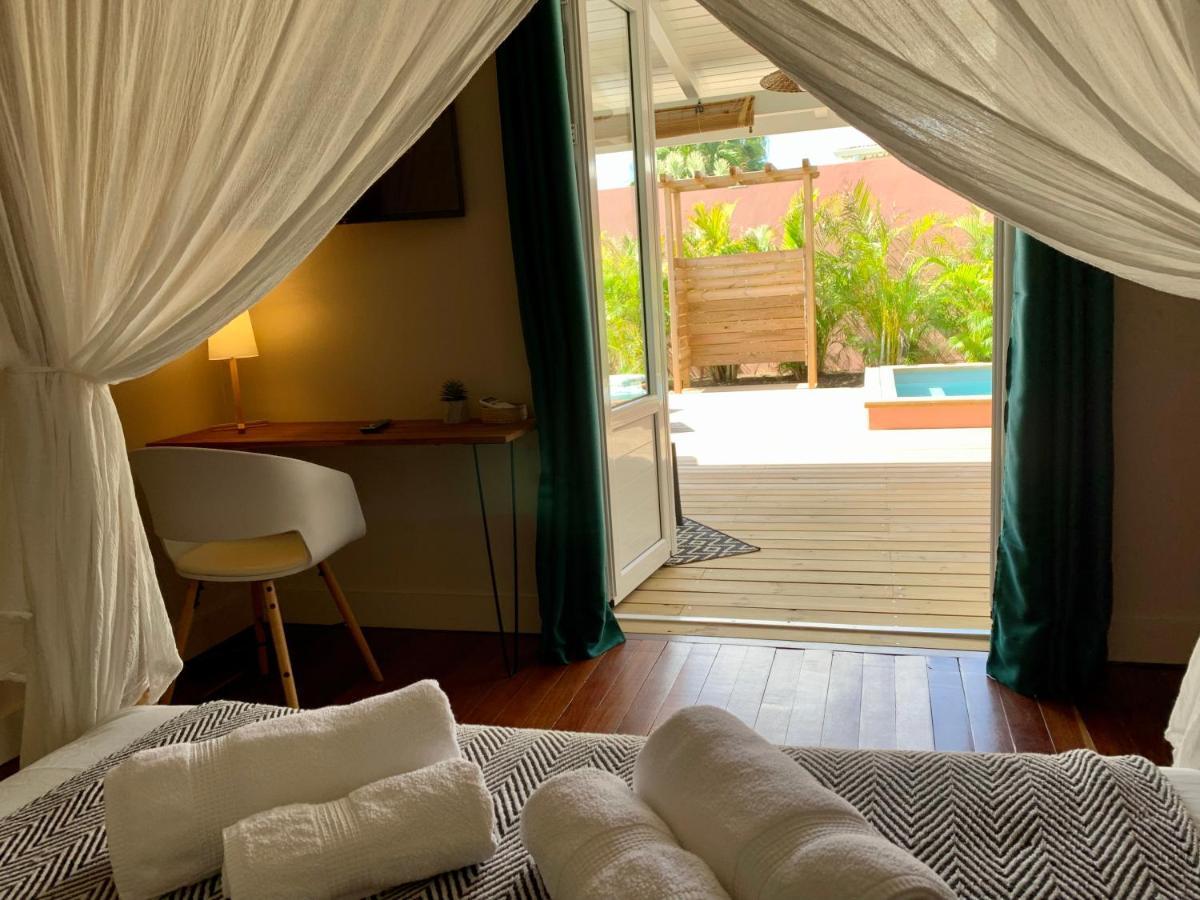 Kokogites, Bungalows Avec Piscines Privatives Сен-Франсуа Экстерьер фото